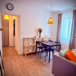 50m2 Intramuros-parking Privé Gratuit-netflix-arrivée Autonome!! 50m2-free Parking-netflix-self Check In Appartement